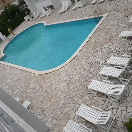 Salento 6 *